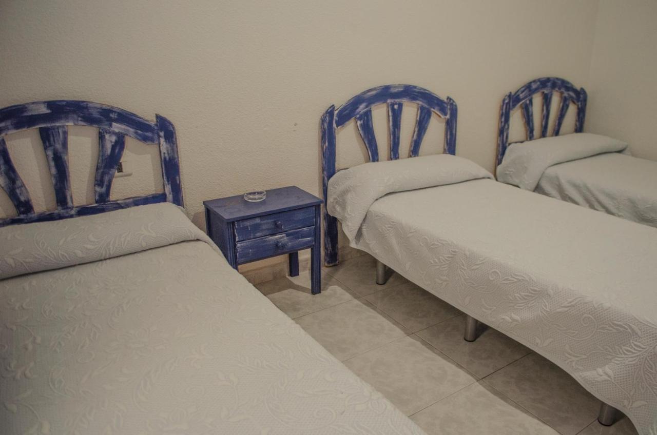 Pension Pardo Бенидорм Экстерьер фото